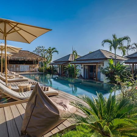 Ehoa Bali Nyanyi Boutique Hotel - In Front Of Entrance To Nuanu 타나롯 외부 사진