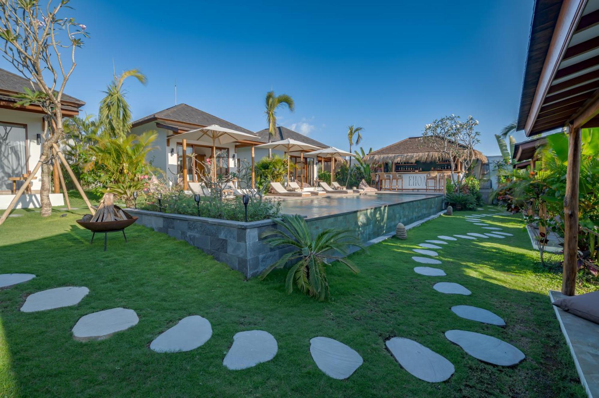 Ehoa Bali Nyanyi Boutique Hotel - In Front Of Entrance To Nuanu 타나롯 외부 사진